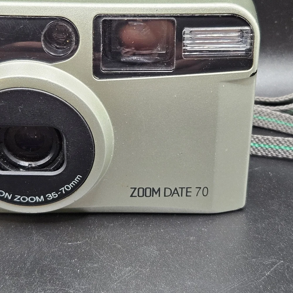 Fujifilm Zoom Date 70 35-70mm Camera And Carrying Case